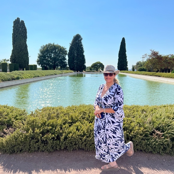 Meet your Posher, Stephanie - Picture 8 of 17